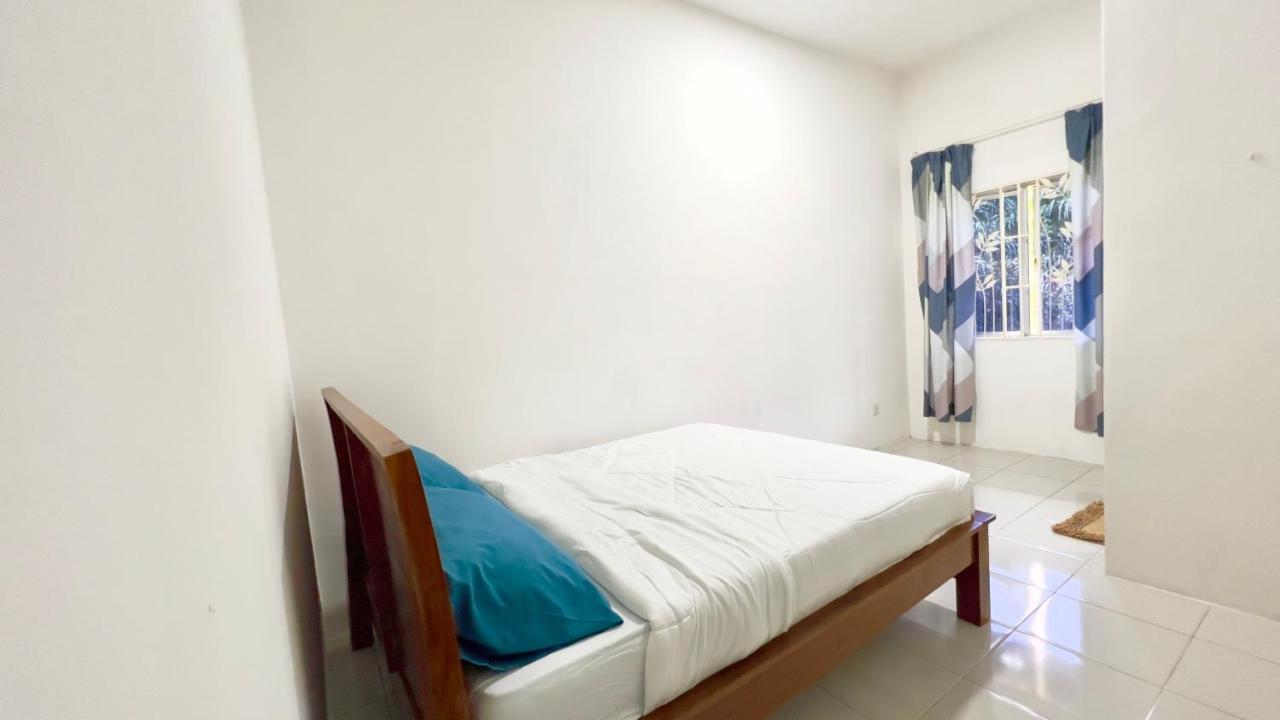 De Qasturee Klia@Kota Warisan Homestay Nearest To Airport Kampong Besut Экстерьер фото